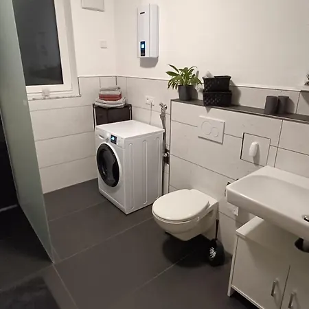 Zum Kreuzbaum * Klosterkumbd